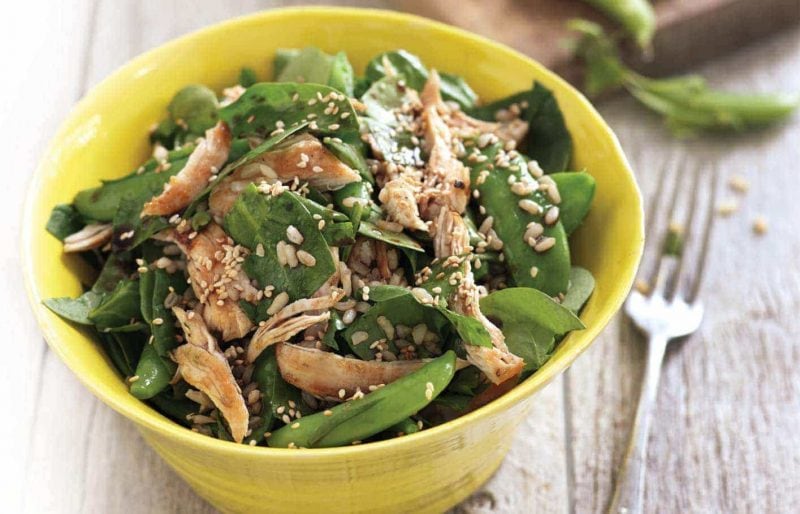 Brown rice and shredded chicken salad - Healthy Food Guide