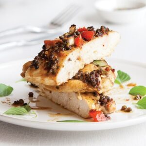 Chicken with spicy crunchy topping