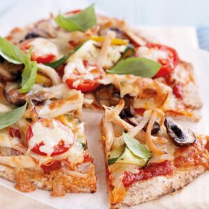 Pita bread pizza with chicken and grilled veges