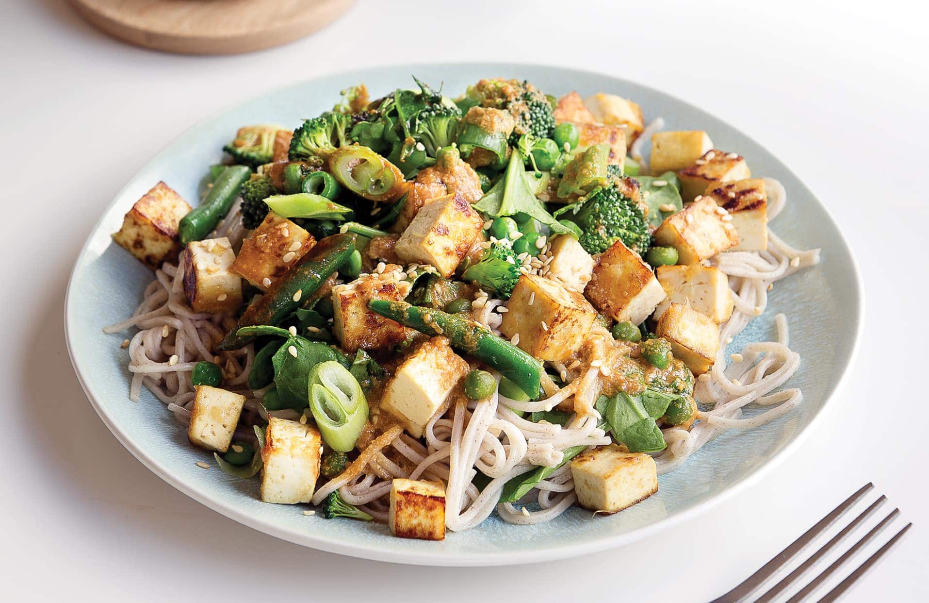 Sesame ginger tofu noodle salad - Healthy Food Guide