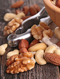 What nuts are low FODMAP?