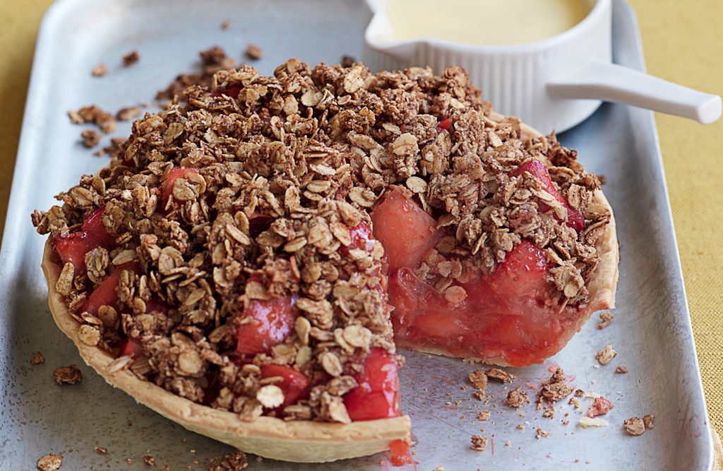 Apple and strawberry crumble tart