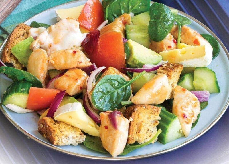 Chunky chilli chicken and brie salad - Healthy Food Guide