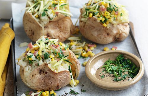 Jacket potato with bacon, corn, chives and cheddar