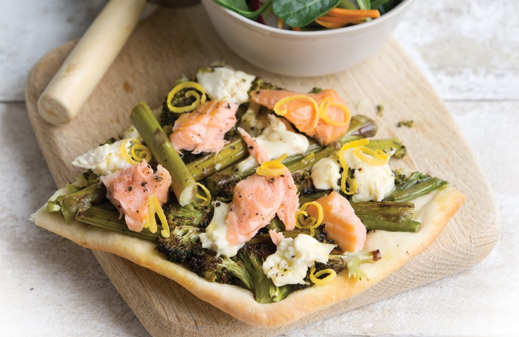 Salmon and asparagus upside-down pizza