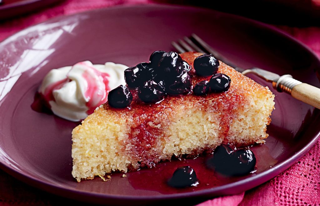 Semolina cake with blueberry compote