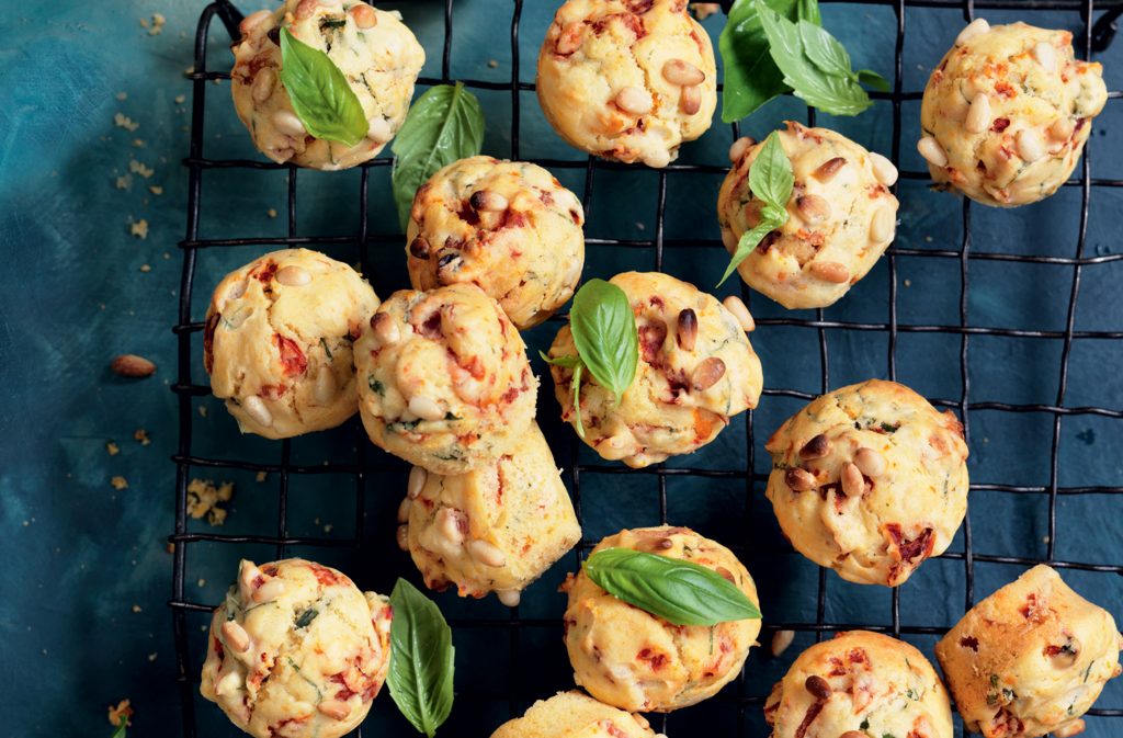 Sun-dried tomato and roasted capsicum muffins
