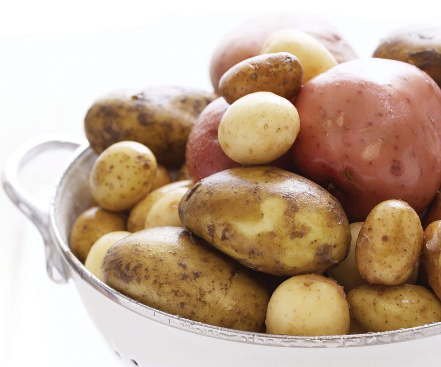 Сонник картошка видеть. Приснилась картошка. Картофель во сне. Картофель крупно. Сорт картофеля дама.