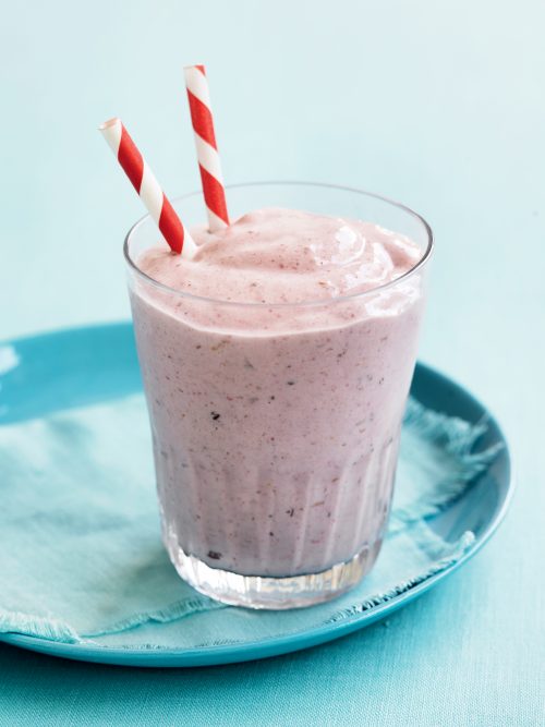Banana, nut and berry knockout
