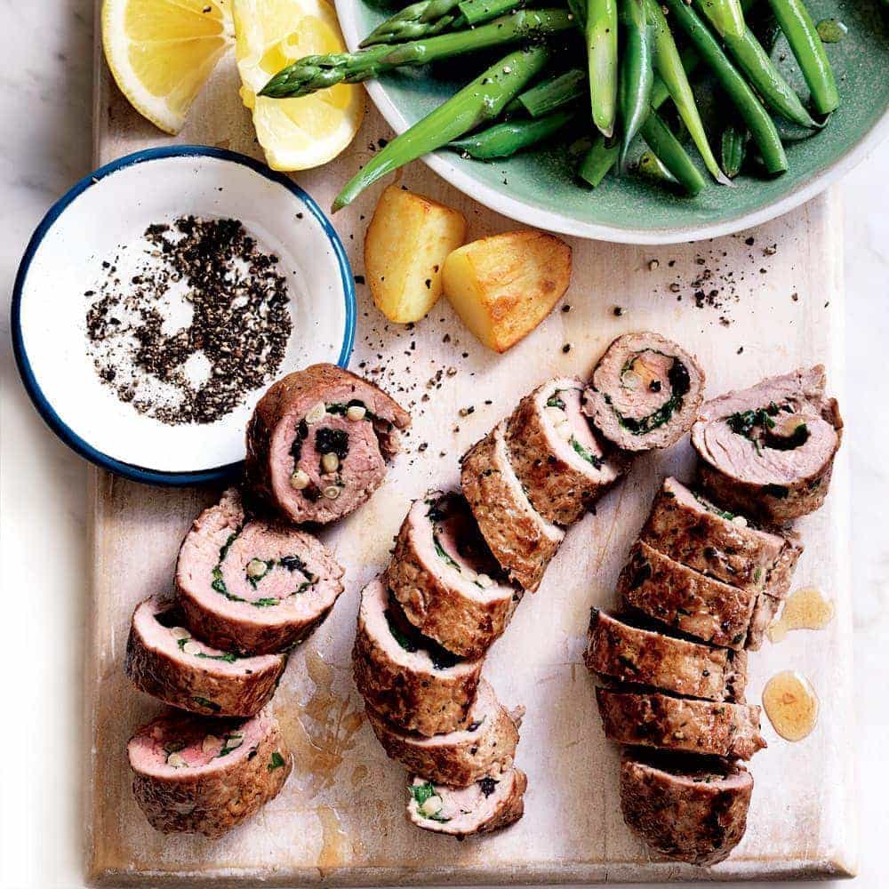Beef involtini with currants and pine nuts