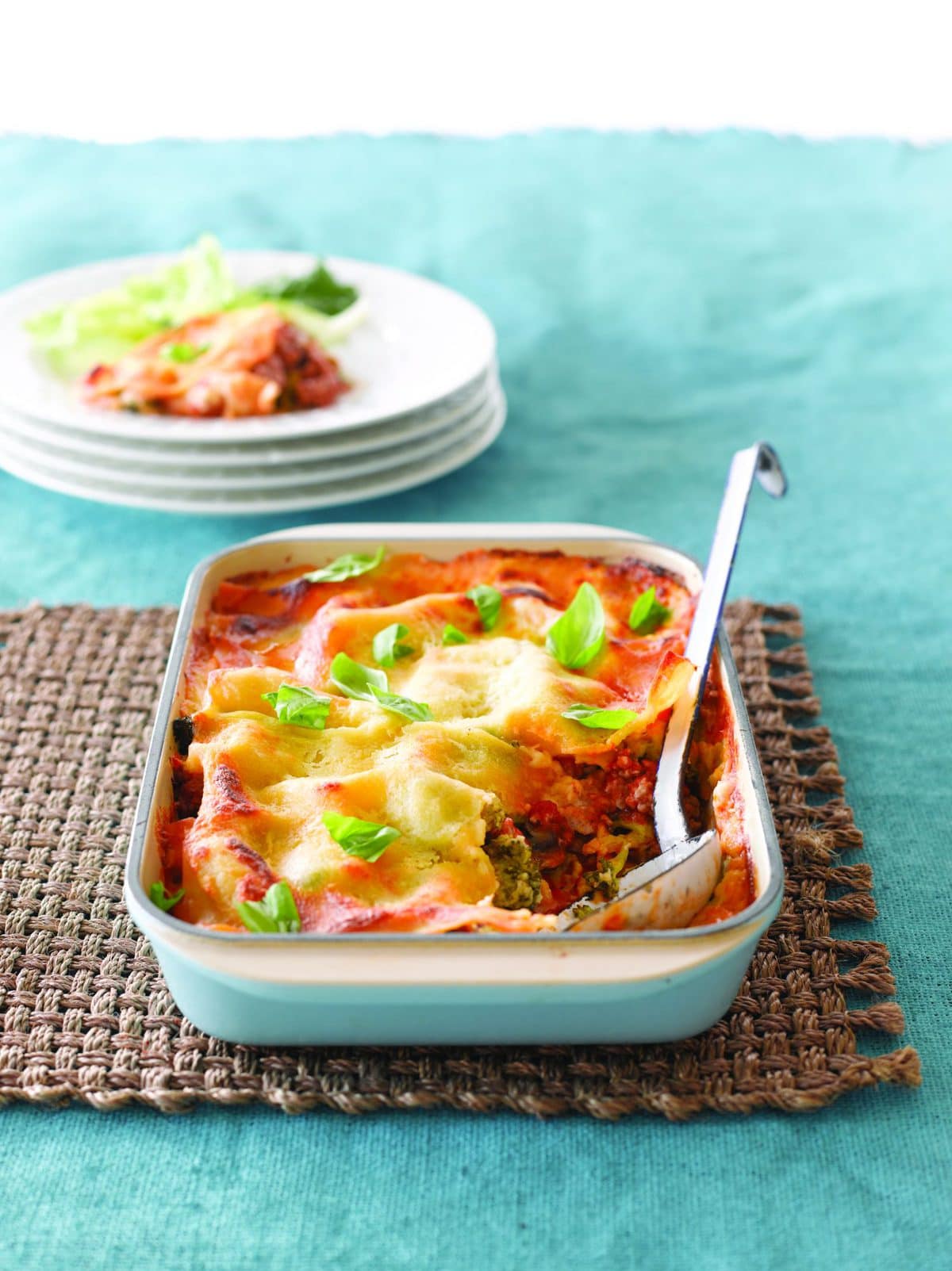 Chicken and broccoli lasagne - Healthy Food Guide