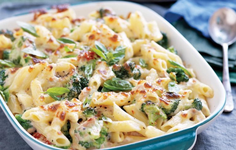 Creamy tuna and broccoli pasta bake - Healthy Food Guide