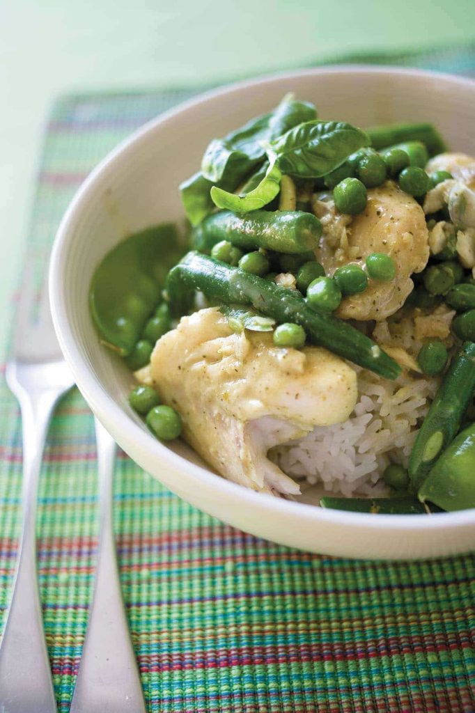Healthy green fish curry