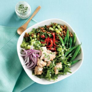 Roasted capsicum, chilli tuna, green bean and lentil bowl with lemon buttermilk dressing