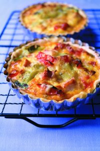 Smoked chicken tartlets - Healthy Food Guide