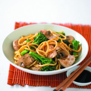 Soy chicken noodles