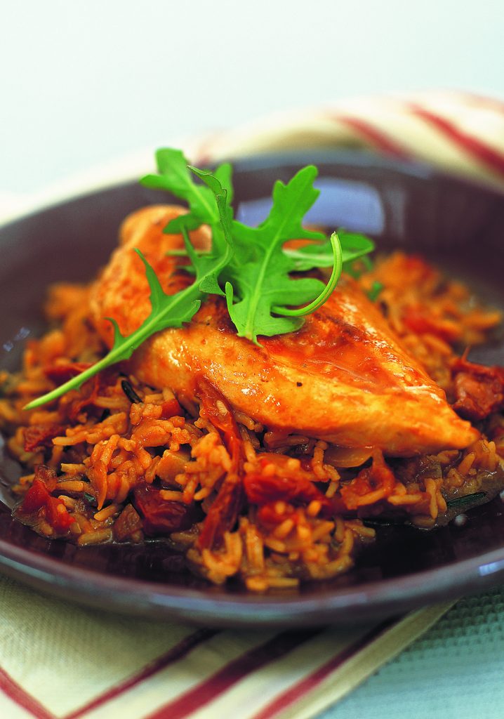 Sun-dried tomato and chicken pilaf