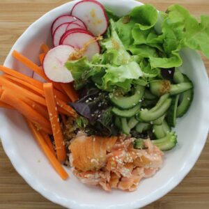 How to make: Seared salmon sushi bowls