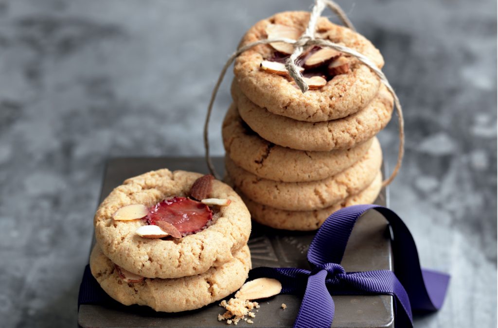 Strawberry and almond biscuits