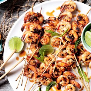 Chilli prawn skewers with mango and mint salad