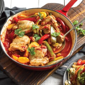 Crispy chicken thighs with capsicum and pesto
