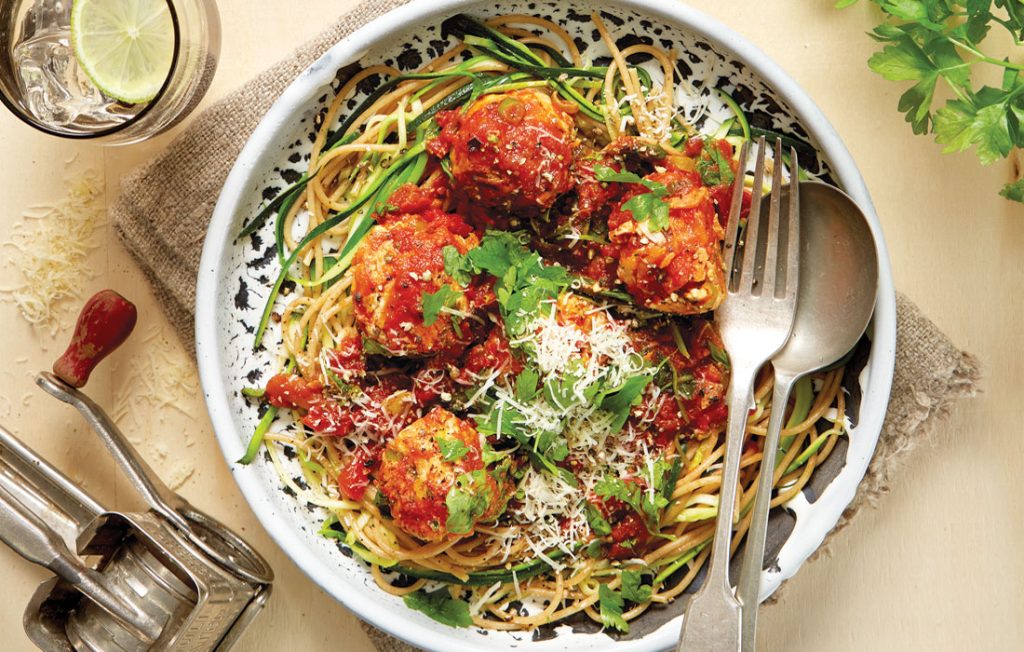 Spring spaghetti with chicken meatballs