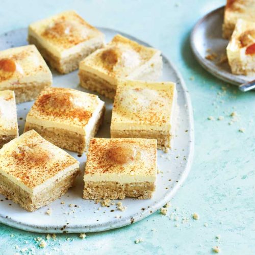 Spiced apricot and sour cream slice