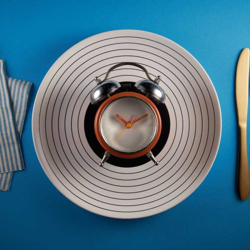 Clock on a plate