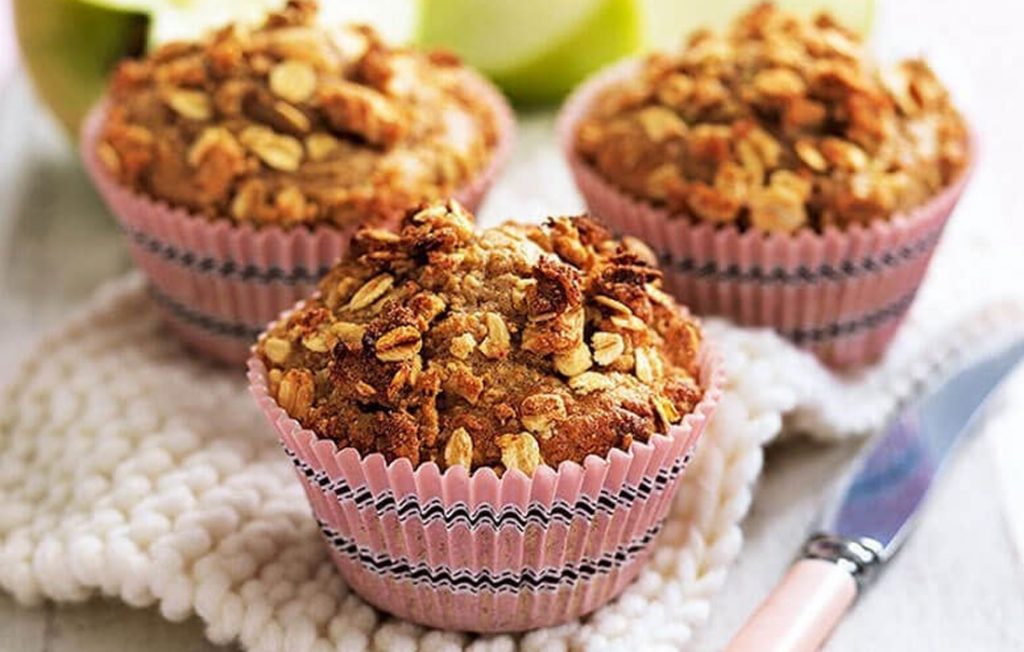 Apple crumble muffins