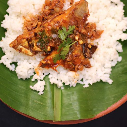Healthier fish and tomato curry