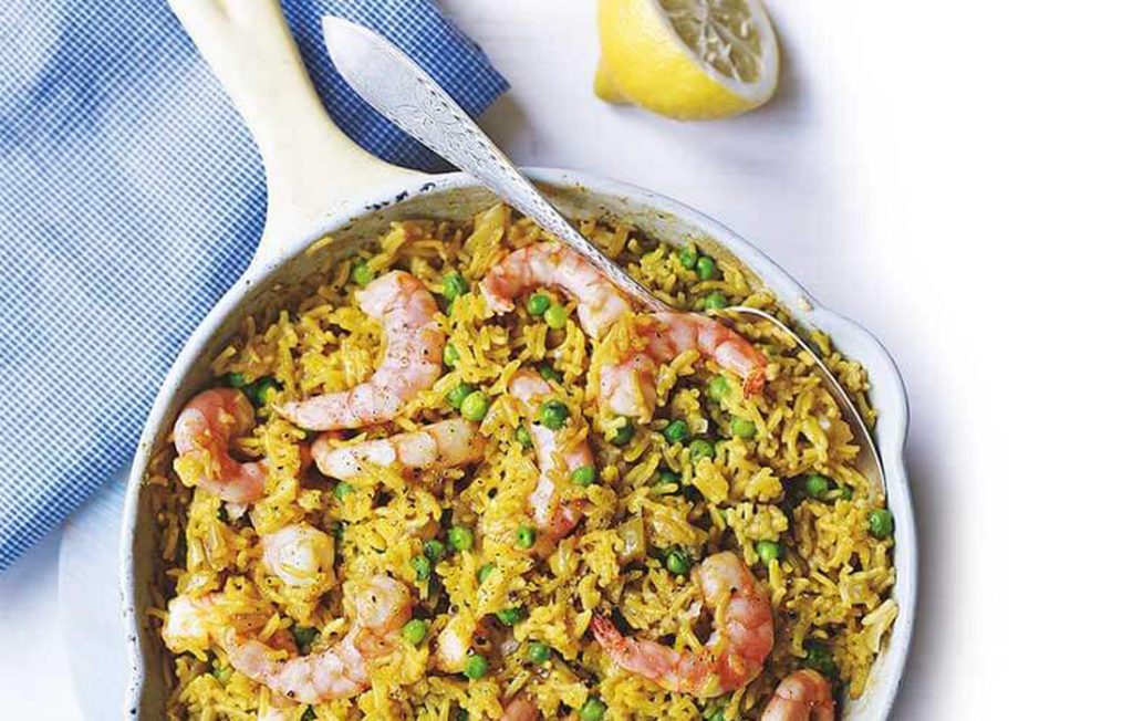 Spiced prawn and pea pilaf