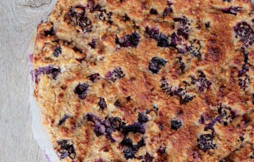 Blackberry and blueberry cake