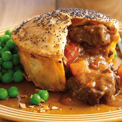 Chunky beef and onion pie