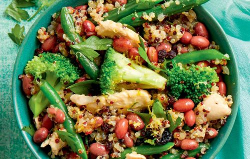 Quinoa pilaf with chicken and red kidney beans