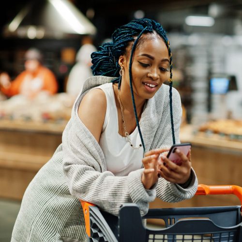 Why smartphones make you spend more at the supermarket