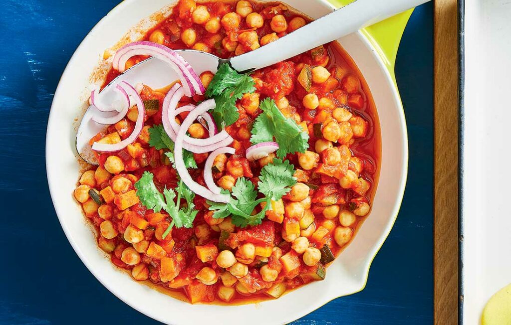 Spiced chickpea ‘baked beans’