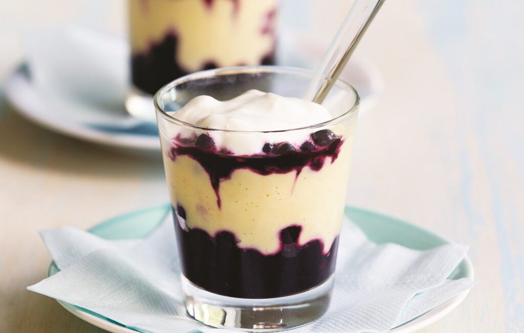Blueberry custard puddings